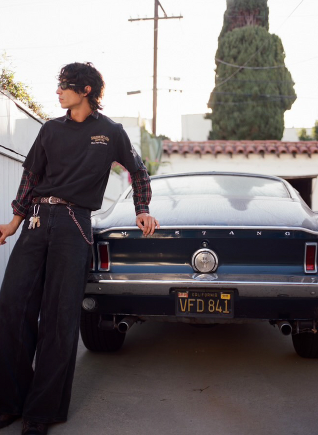 Vintage Black Tobacco Short Sleeve T-Shirt